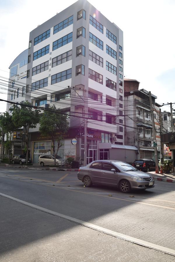 Like Home Bangkok Exterior foto